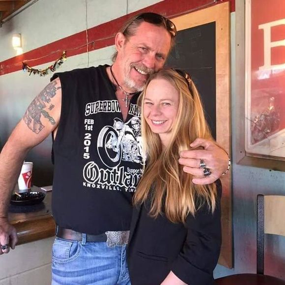 Meet your Posher, Kristine - Picture 2 of 2